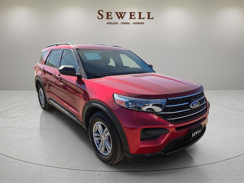 Used 2021 Ford Explorer XLT image 6