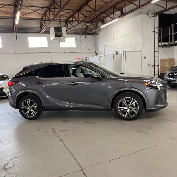 Used 2023 Lexus RX 350 Premium w/ Accessory Package AWD/4WD image 6