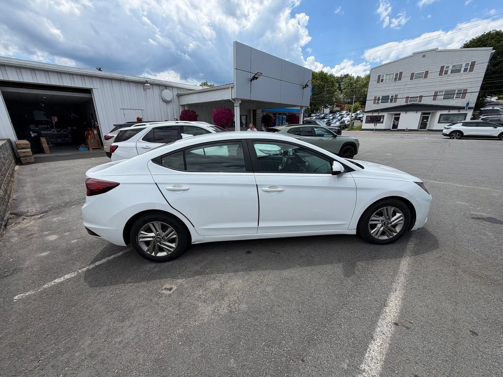 Used 2019 Hyundai Elantra SEL w/ Cargo Package FWD image 6