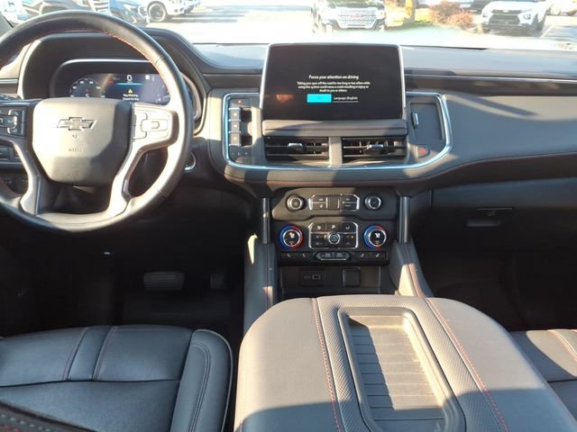 Certified 2023 Chevrolet Suburban RST w/ Luxury Package AWD/4WD image 17