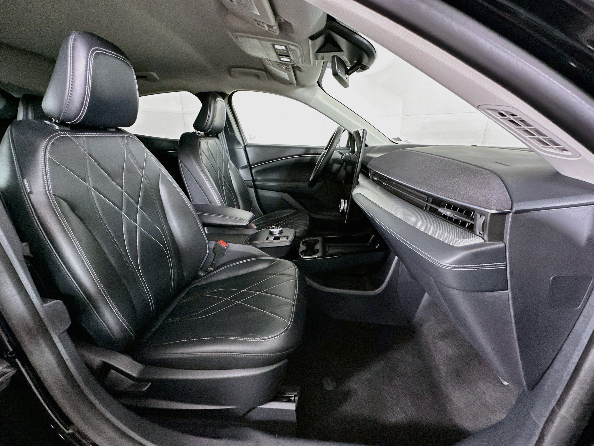 Used 2023 Ford Mustang Mach-E Select RWD image 30
