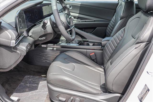 New 2025 Hyundai Elantra Limited image 11