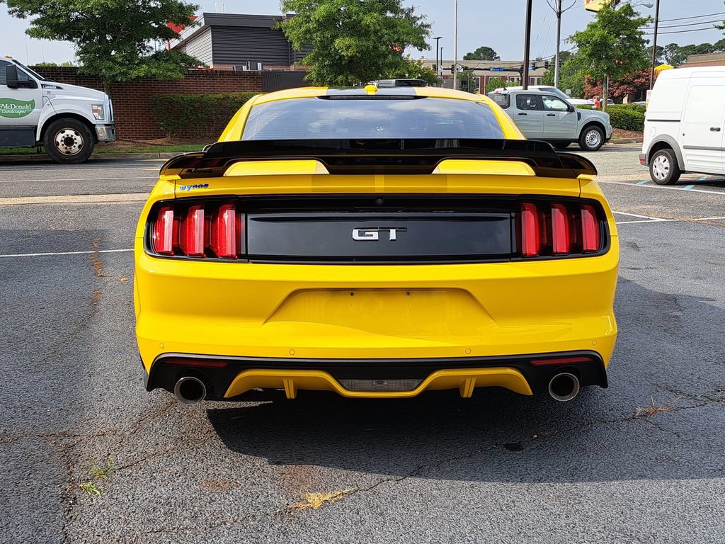 Used 2017 Ford Mustang GT Premium w/ GT Performance Package RWD image 5