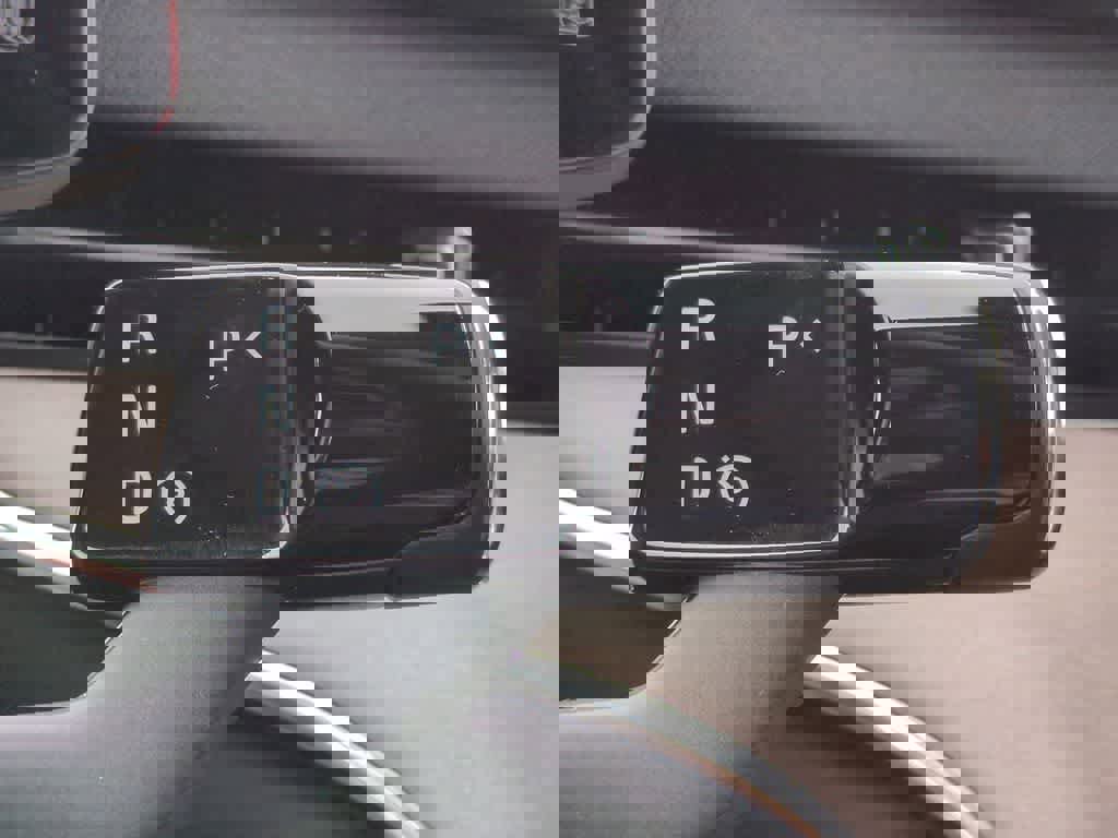 Certified 2025 Volvo EX90 Ultra image 25