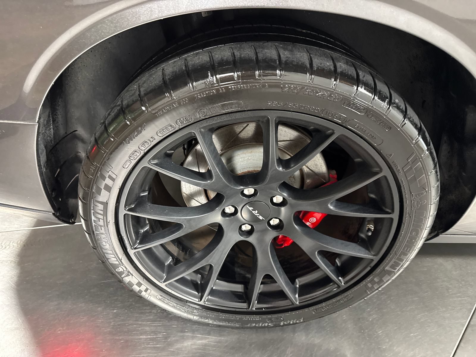 Used 2015 Dodge Challenger SRT Hellcat RWD image 13