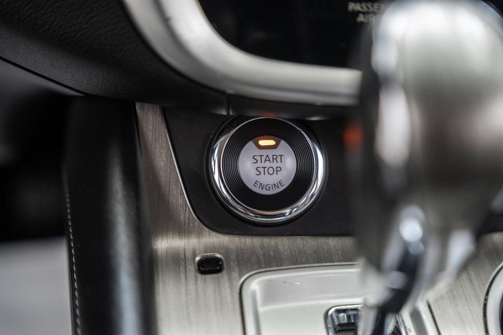 Used 2017 Nissan Murano SL AWD/4WD image 25