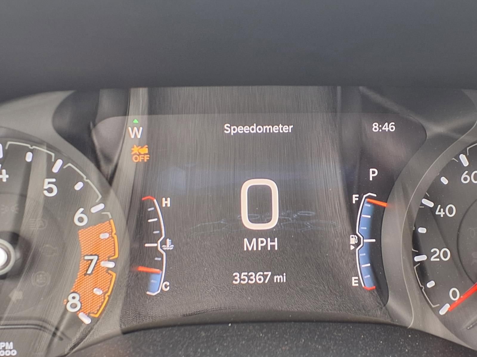 Used 2025 Jeep Compass Latitude image 11