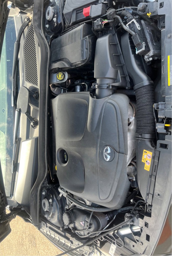 Used 2018 INFINITI QX30 AWD image 18