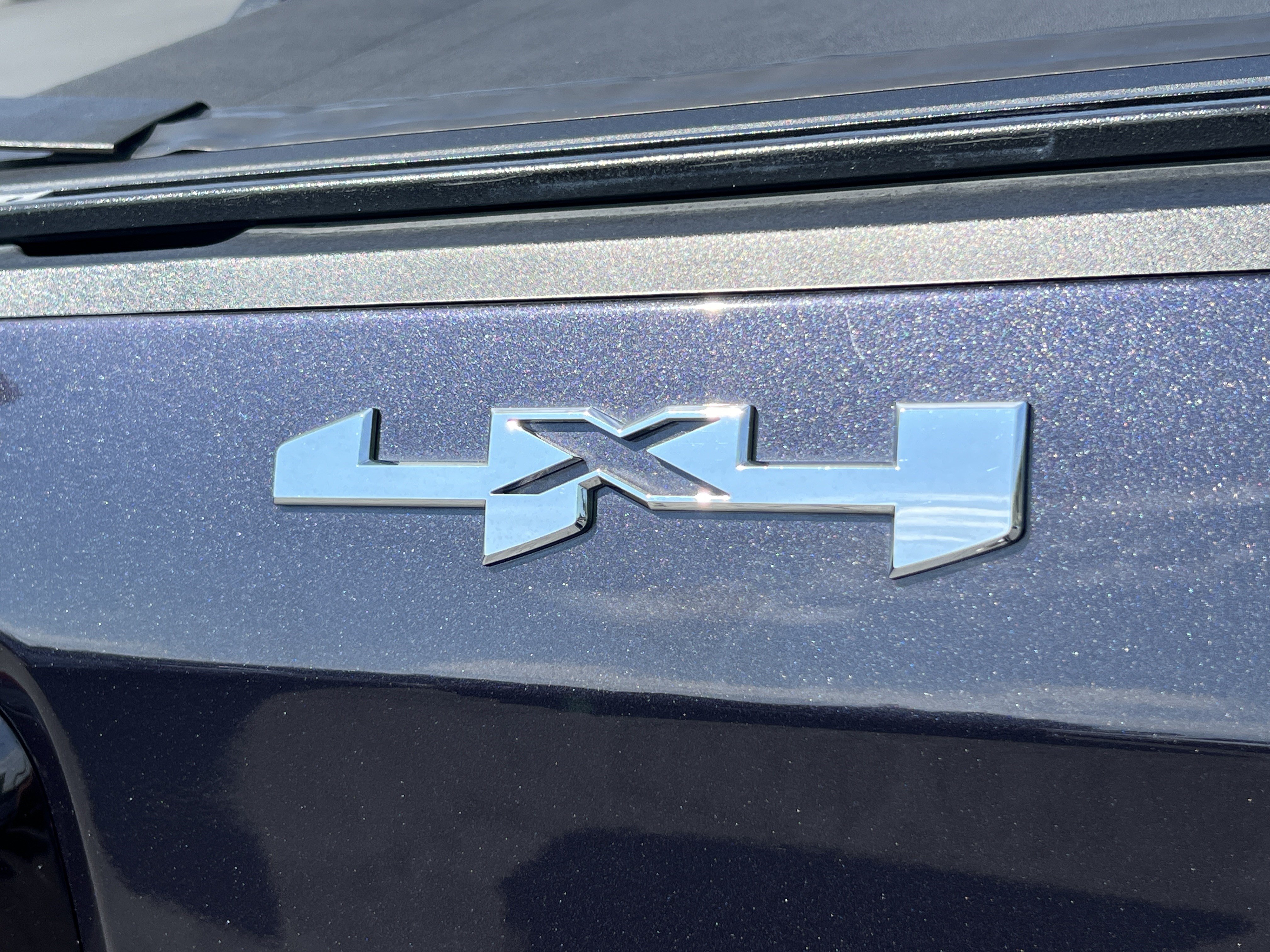 Used 2022 GMC Sierra 1500 Elevation w/ LPO, Elevation Black Package AWD/4WD image 11
