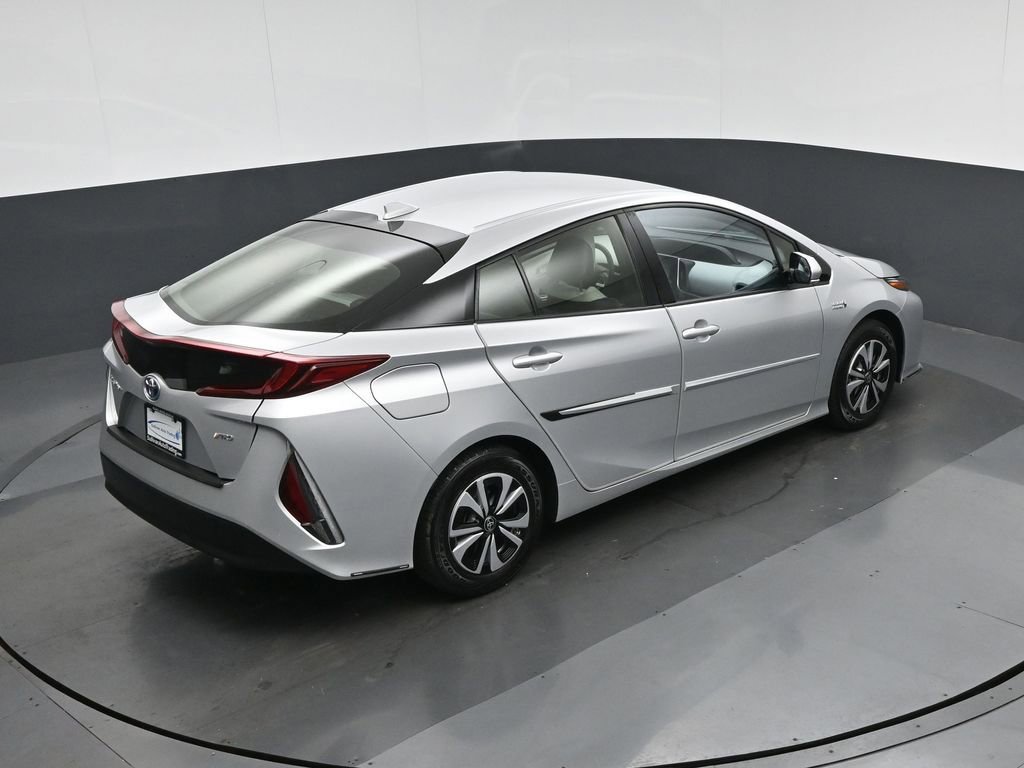 Used 2017 Toyota Prius Prime Premium FWD image 55