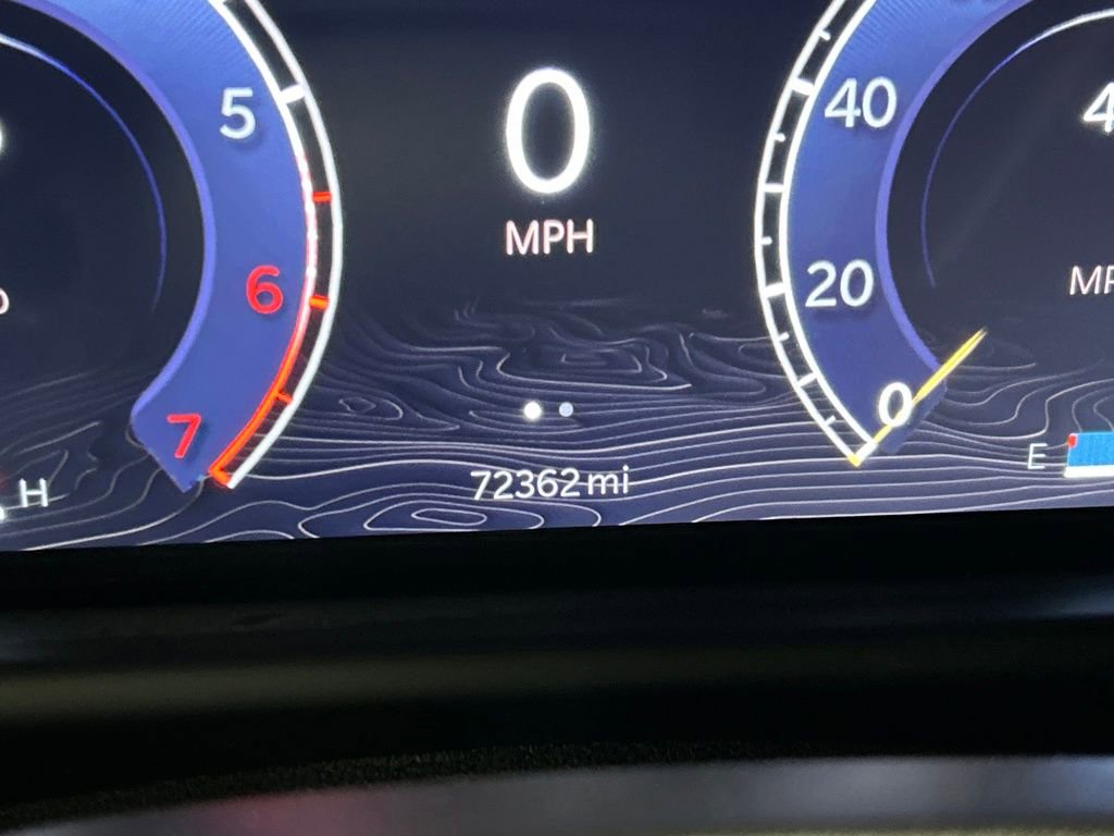 Certified 2024 Jeep Wagoneer L Series III w/ Flexible Seating Group image 21