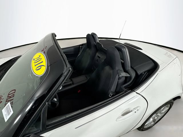Used 2016 MAZDA MX-5 Miata Sport image 23