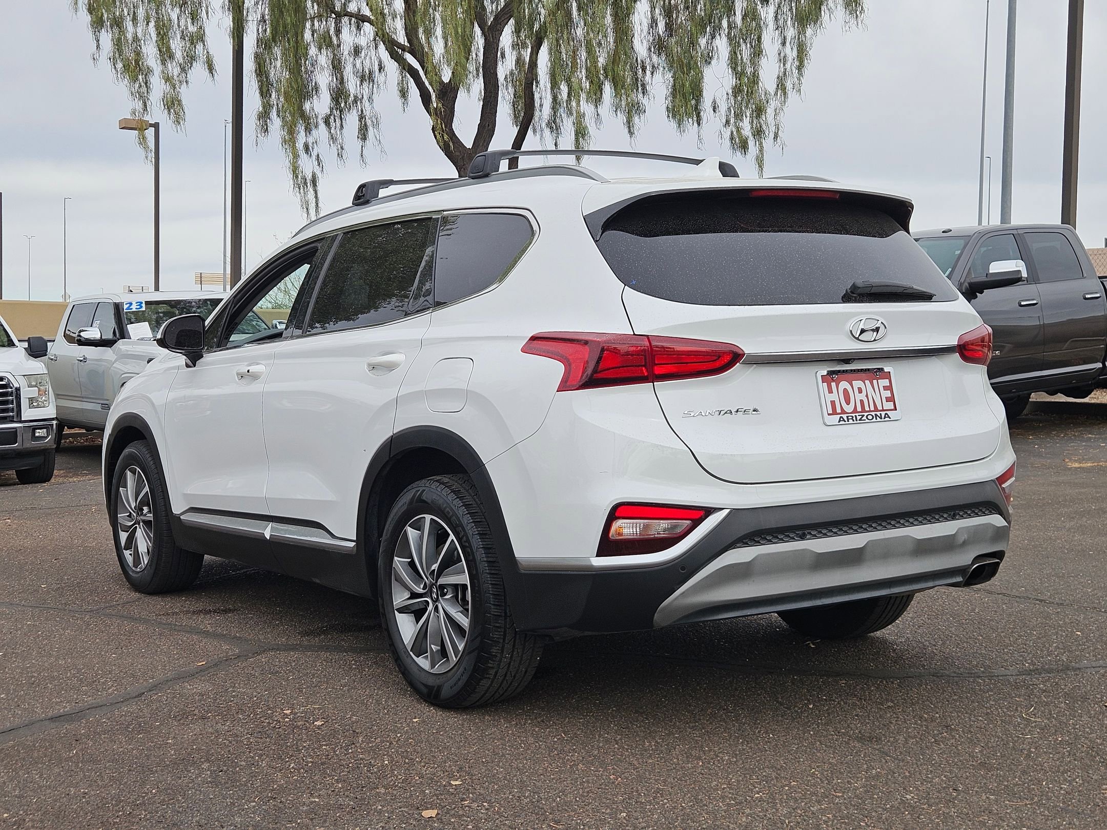 Used 2020 Hyundai Santa Fe SEL w/ Convenience Package FWD image 8