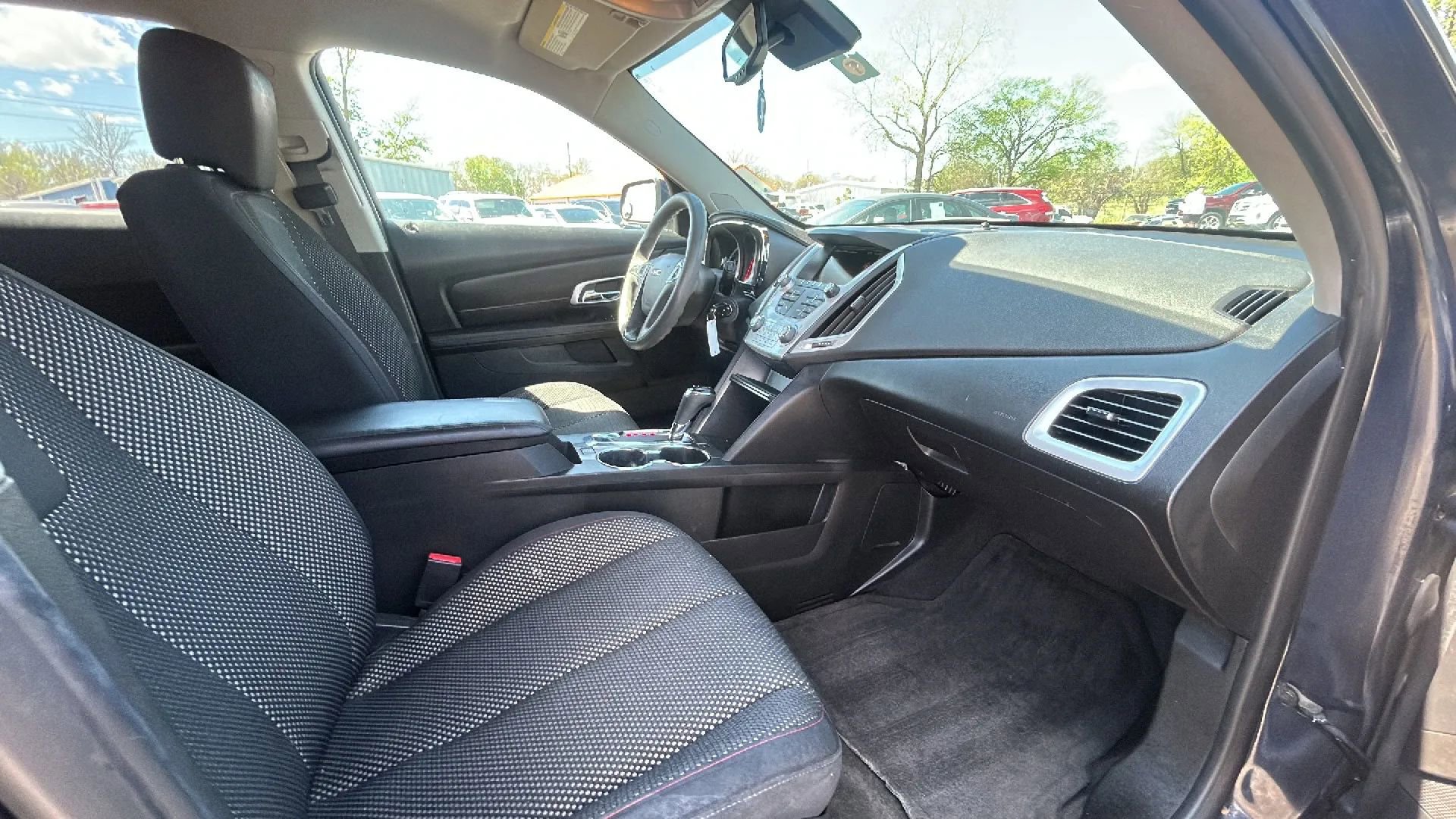 Used 2016 GMC Terrain SLE image 26