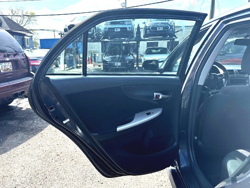 Used 2011 Toyota Corolla S FWD image 12