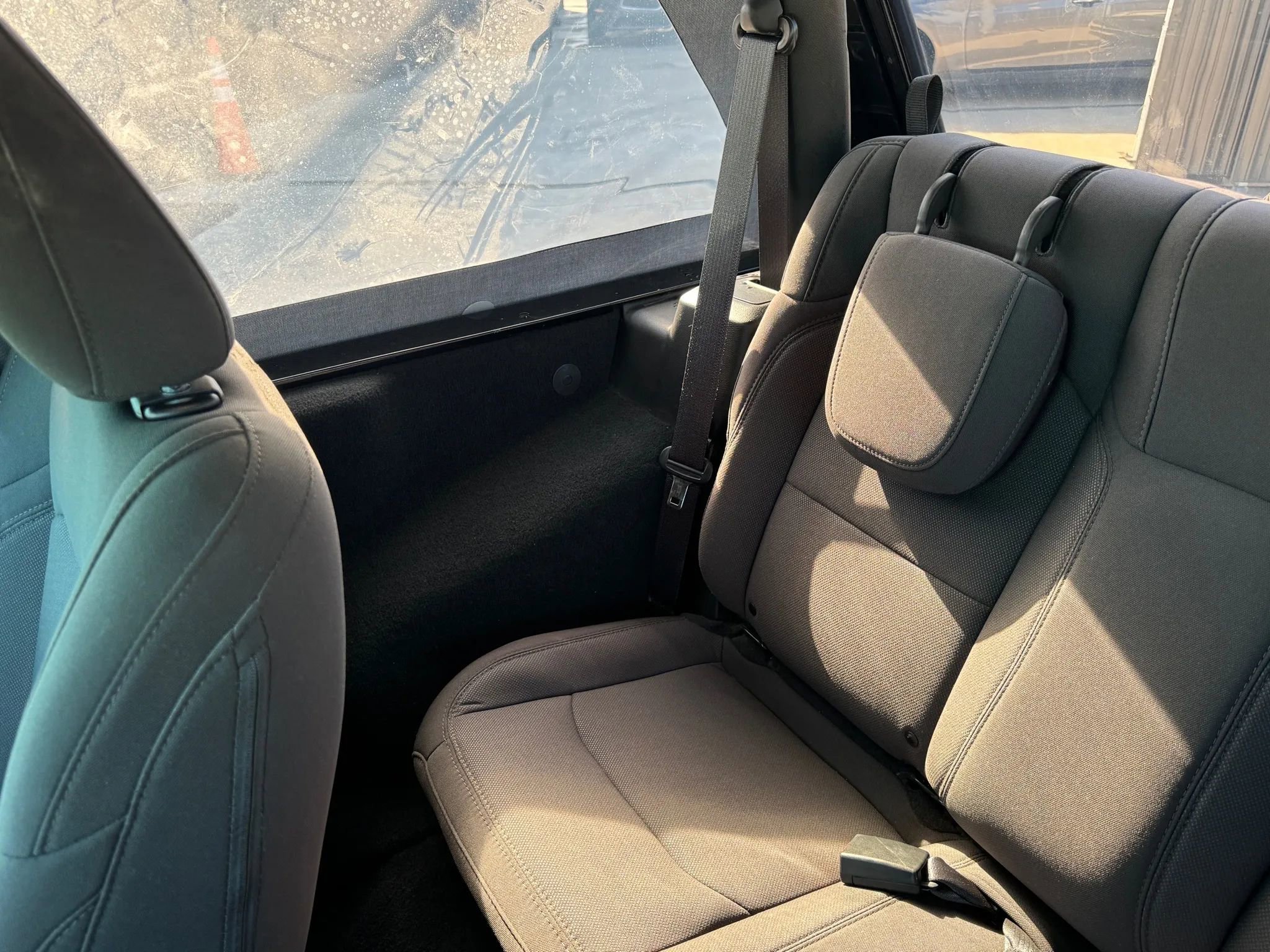 Used 2023 Jeep Wrangler Sport image 23