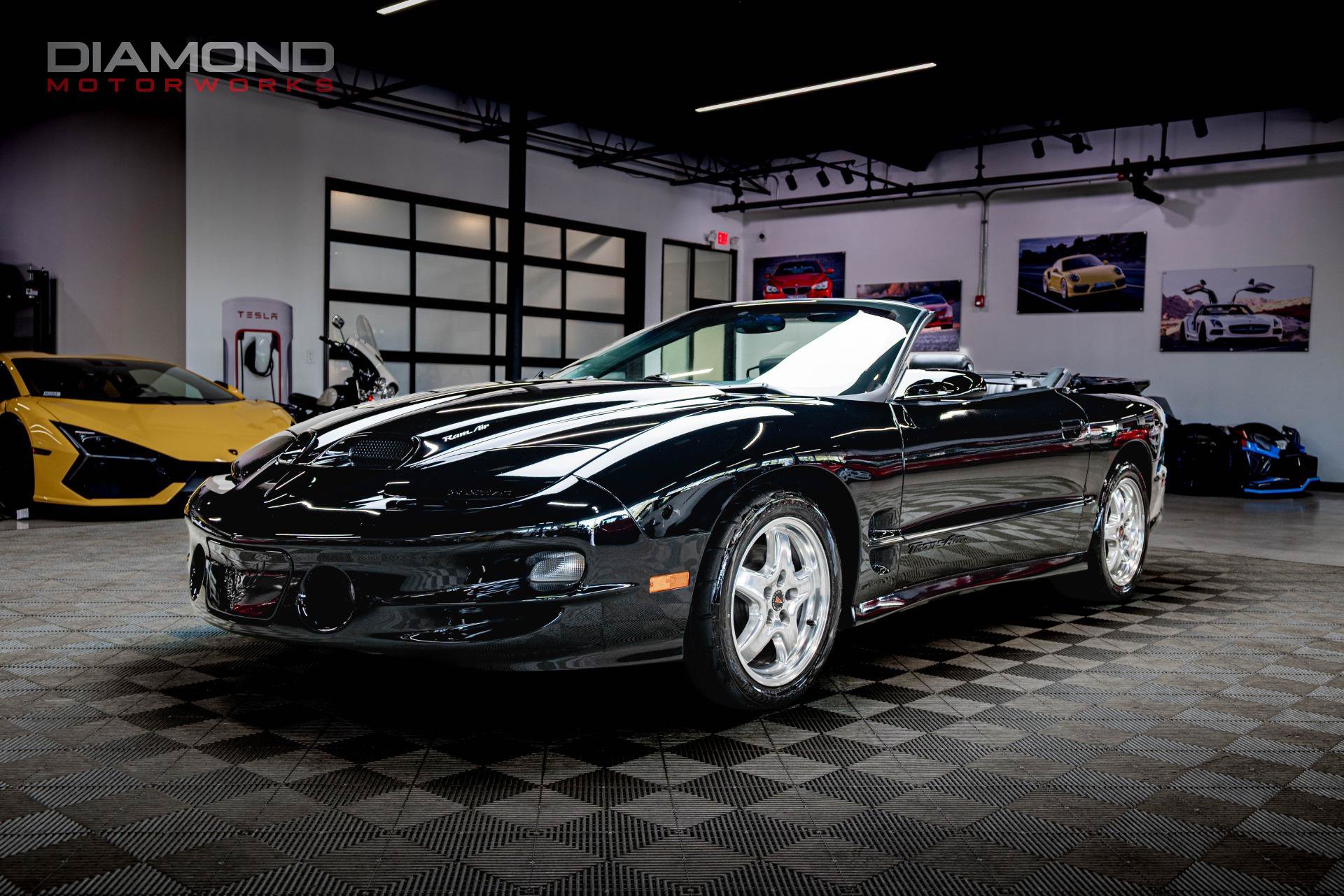 Used 2002 Pontiac Firebird Trans Am RWD image 9