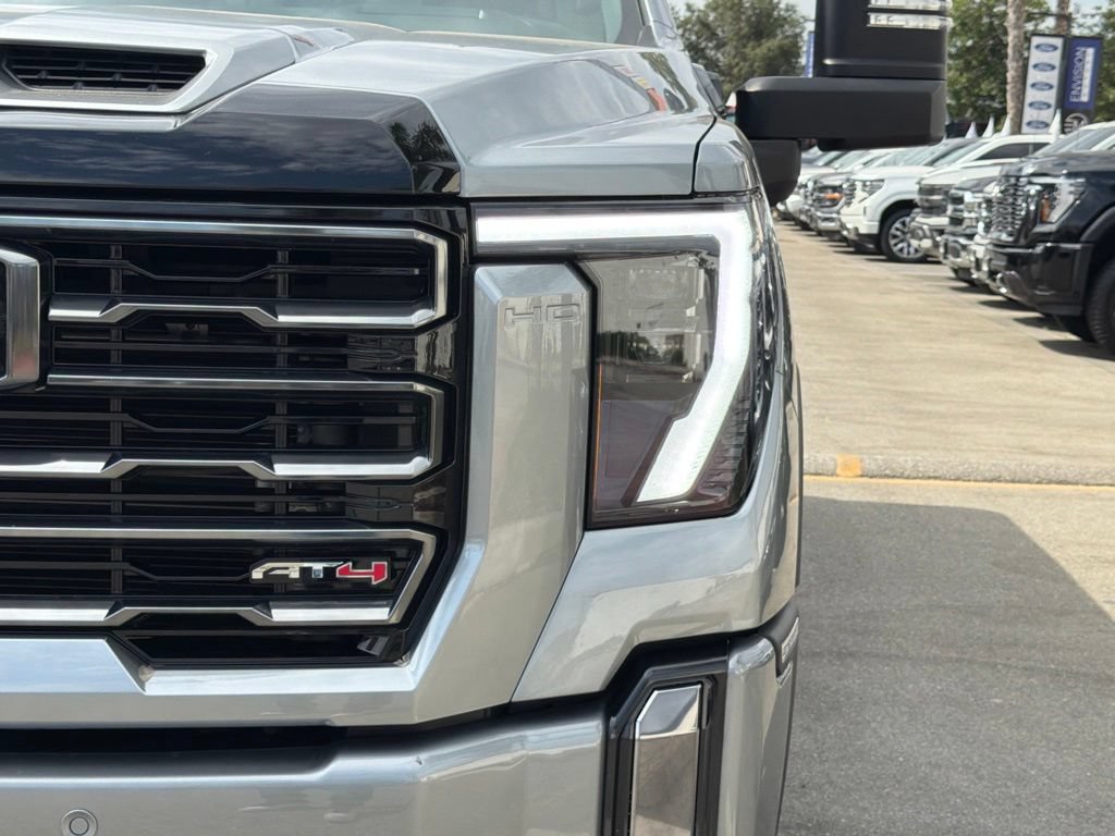 Used 2024 GMC Sierra 2500 AT4 w/ AT4 Premium Plus Package AWD/4WD image 15