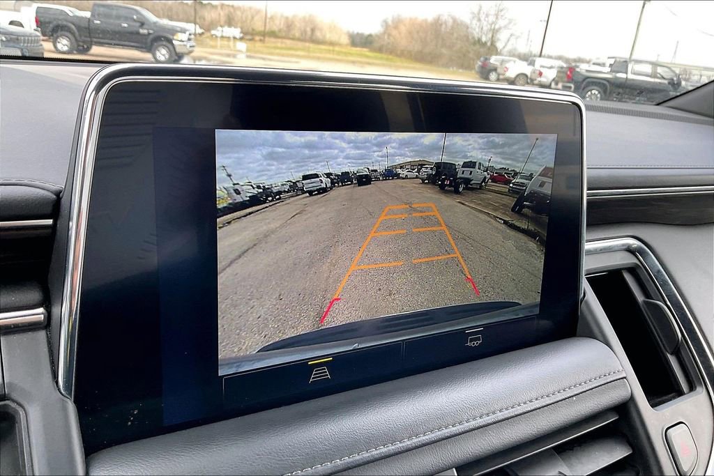 Used 2024 Chevrolet Suburban LT AWD/4WD image 13