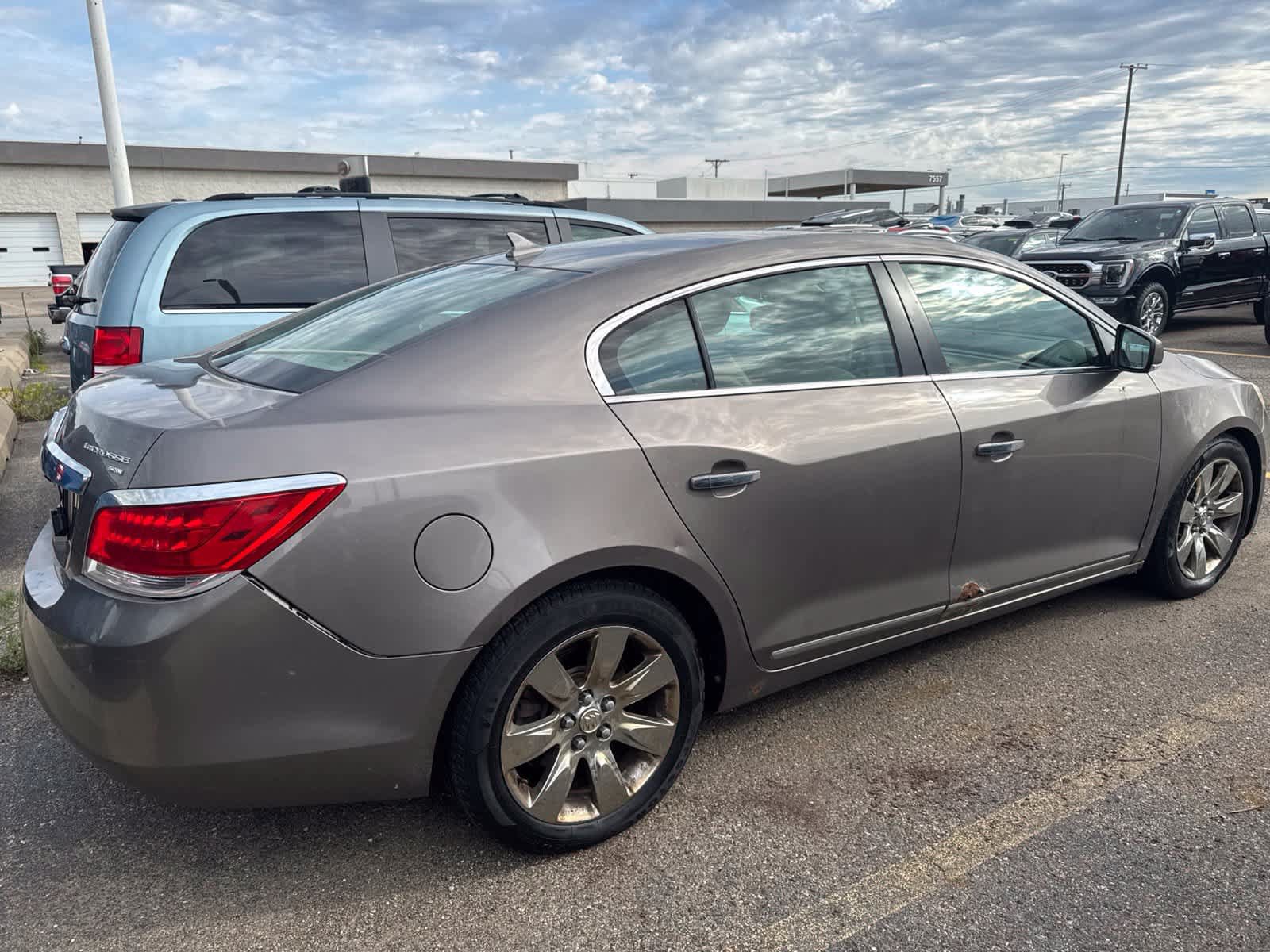 Used 2010 Buick LaCrosse CXL FWD image 13