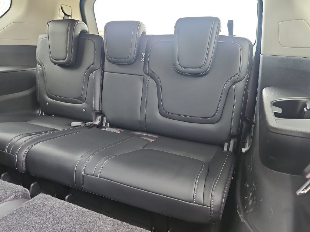 New 2026 Nissan Armada SV RWD image 18