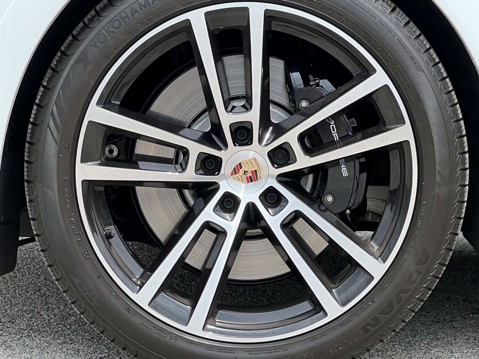 Certified 2025 Porsche Cayenne GTS image 13