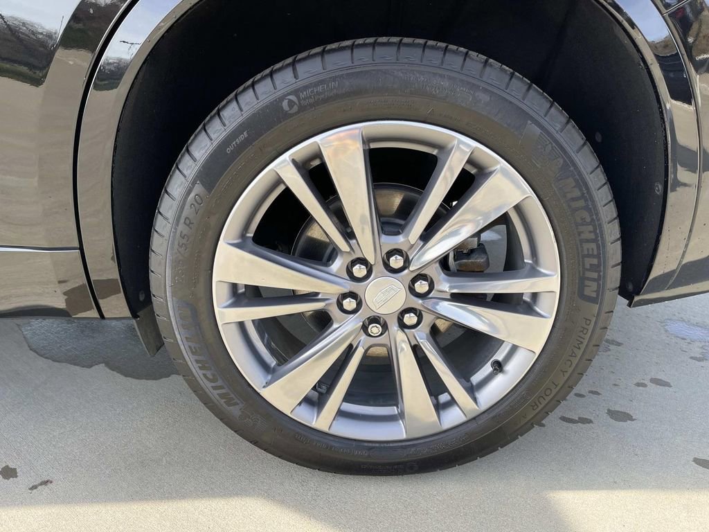 Certified 2025 Cadillac XT6 Premium Luxury w/ Platinum Package image 11