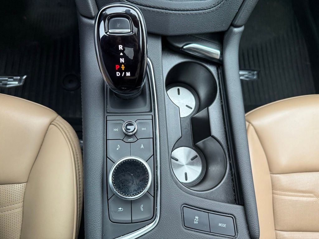 Used 2024 Cadillac XT6 Sport image 13