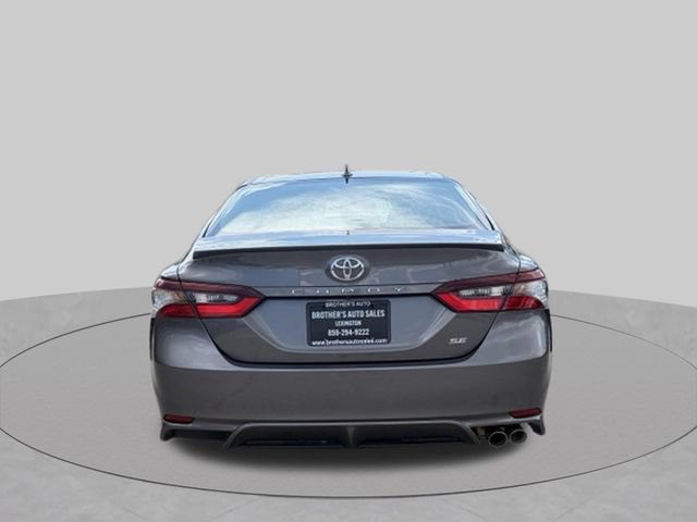 Used 2024 Toyota Camry SE FWD image 5