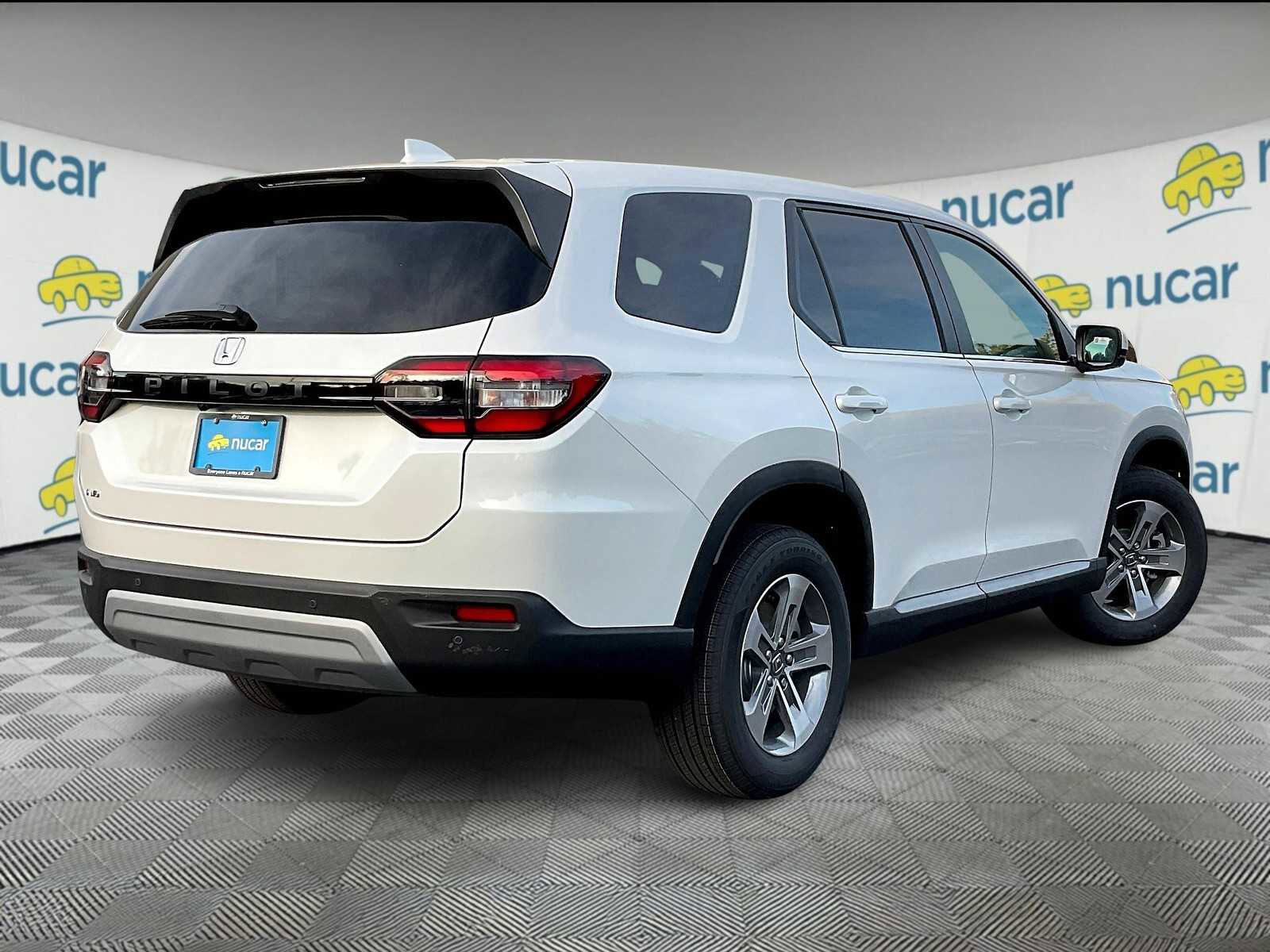 New 2025 Honda Pilot EX-L image 7