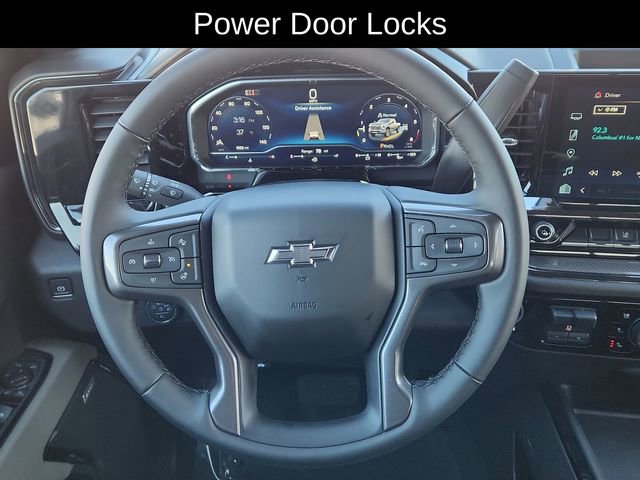 Used 2025 Chevrolet Silverado 2500 ZR2 w/ Technology Package image 36