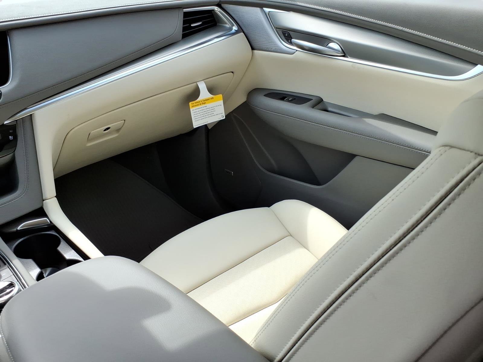 New 2026 Cadillac XT5 Premium Luxury w/ Driver Assist Package image 10