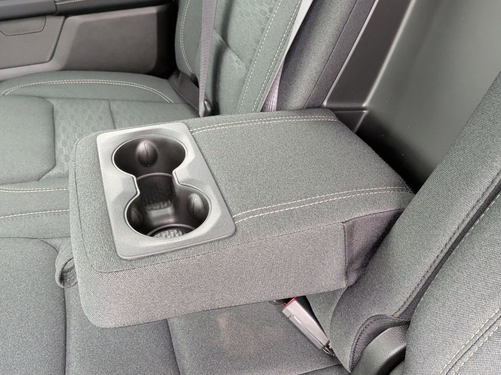 New 2026 RAM 1500 4x4 Crew Cab image 37
