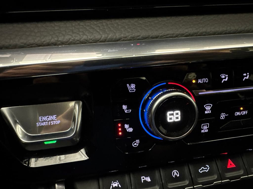 Used 2024 GMC Sierra 1500 Denali AWD/4WD image 48