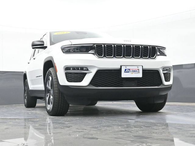 Used 2023 Jeep Grand Cherokee 4WD 4xe image 55