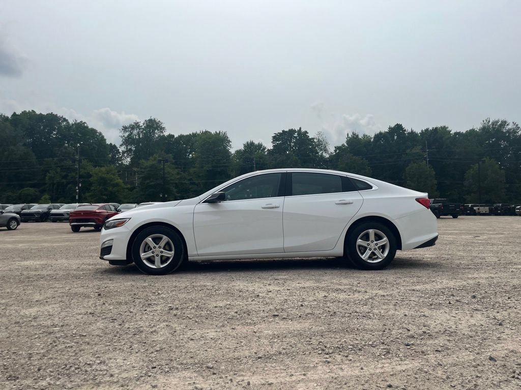 Used 2023 Chevrolet Malibu LS FWD image 12