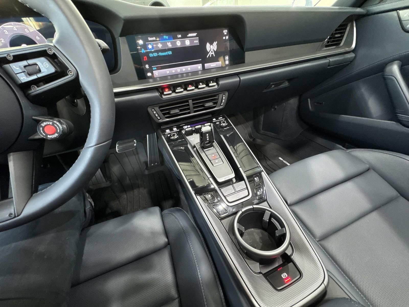 Used 2025 Porsche 911 Carrera image 24