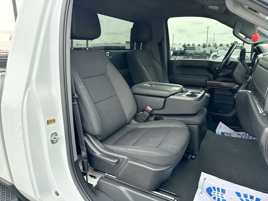 Used 2024 Chevrolet Silverado 2500 LT image 24