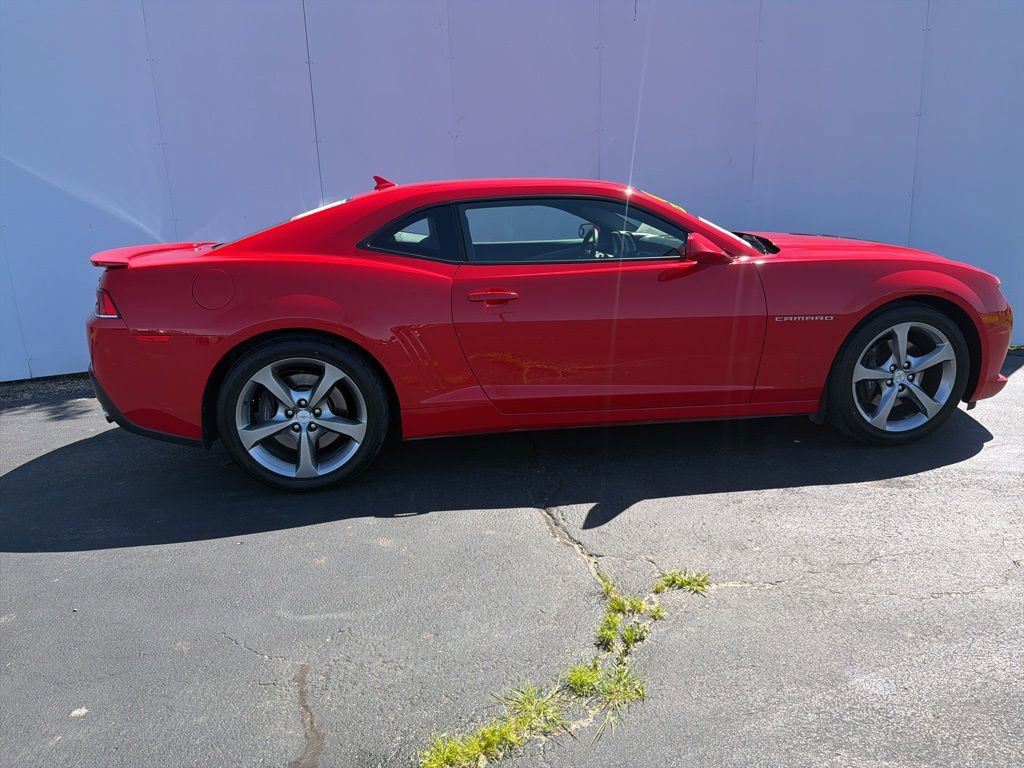 Used 2014 Chevrolet Camaro SS w/ RS Package RWD image 3