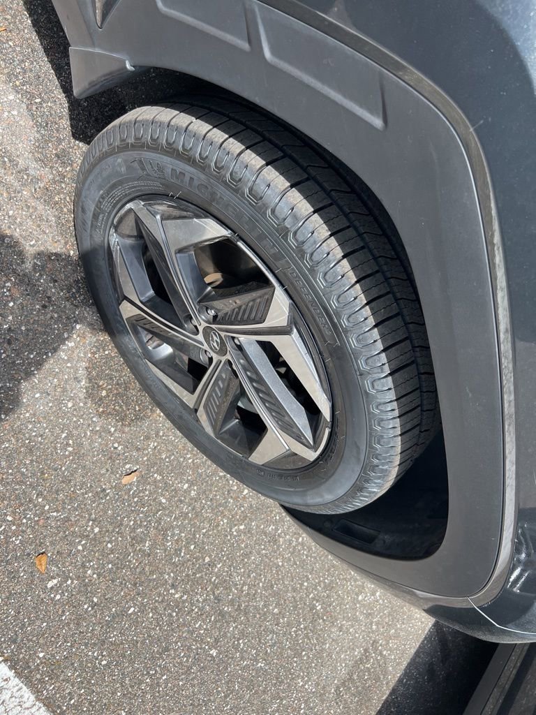 Used 2023 Hyundai Tucson Limited image 19