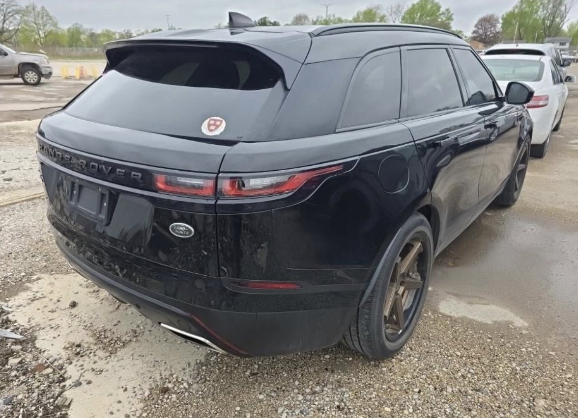 Used 2018 Land Rover Range Rover Velar R-Dynamic SE AWD/4WD image 5