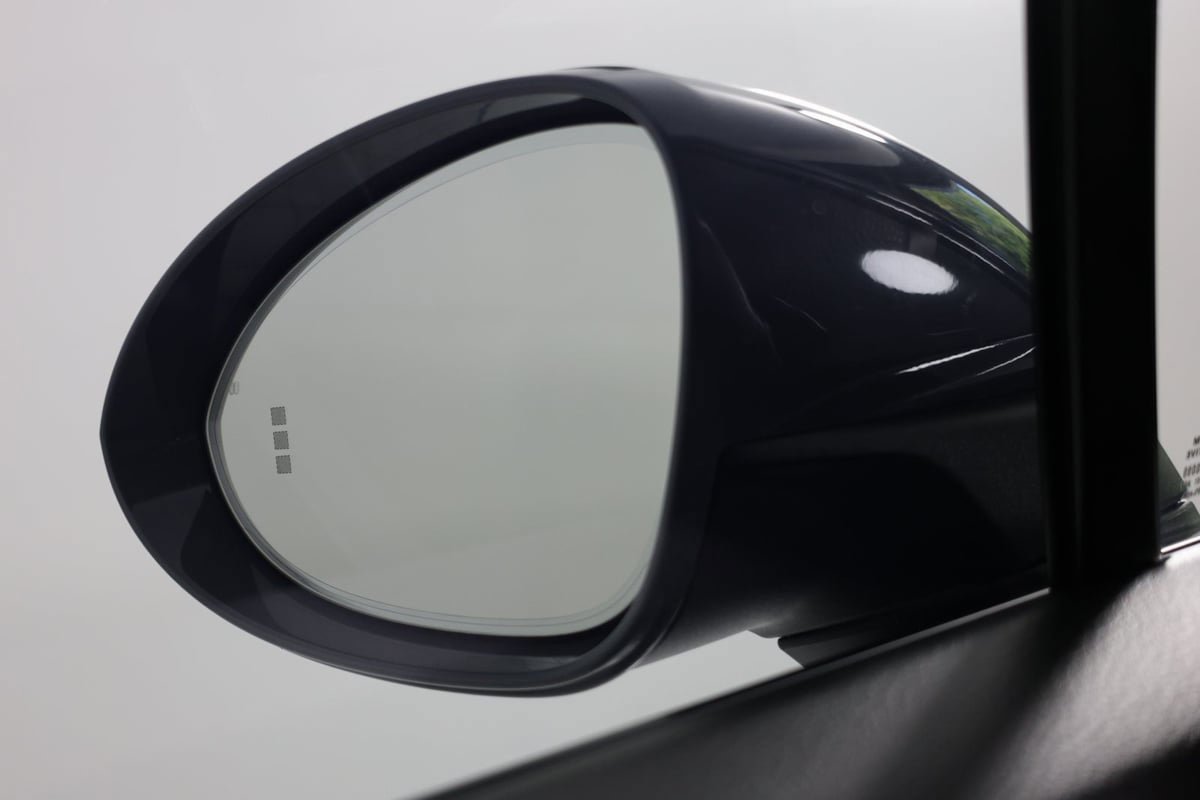 Used 2024 Porsche Cayenne Coupe image 16
