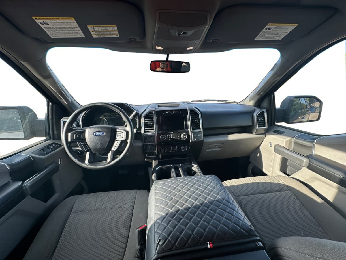 Used 2017 Ford F150 XLT w/ Equipment Group 302A Luxury AWD/4WD image 37