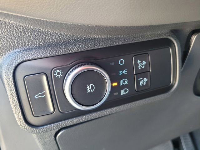 Used 2026 Ford Explorer Active w/ Active Comfort Package image 17
