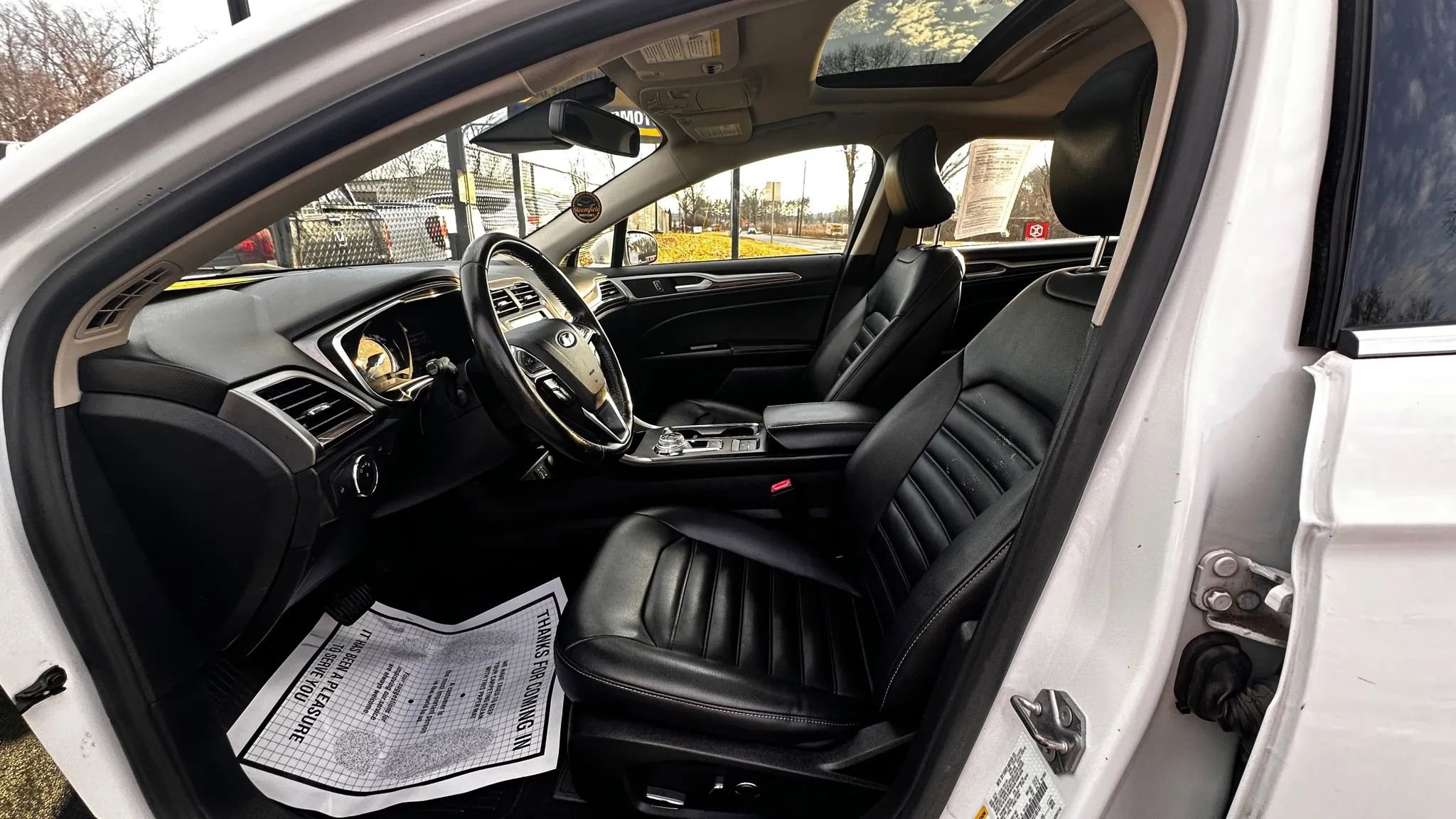 Used 2019 Ford Fusion SEL image 17