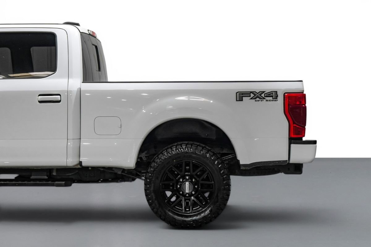 Used 2022 Ford F250 XLT w/ Black Appearance Package AWD/4WD image 11