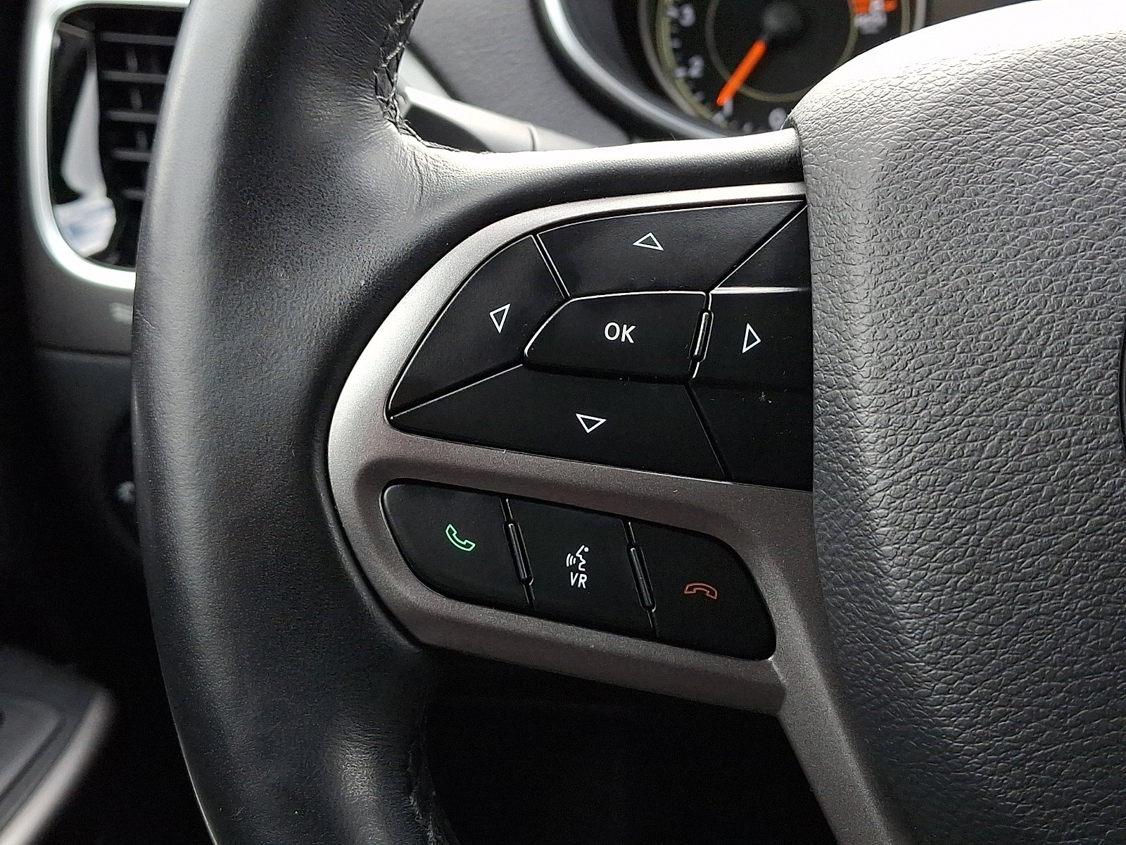 Certified 2020 Jeep Cherokee Limited AWD/4WD image 21
