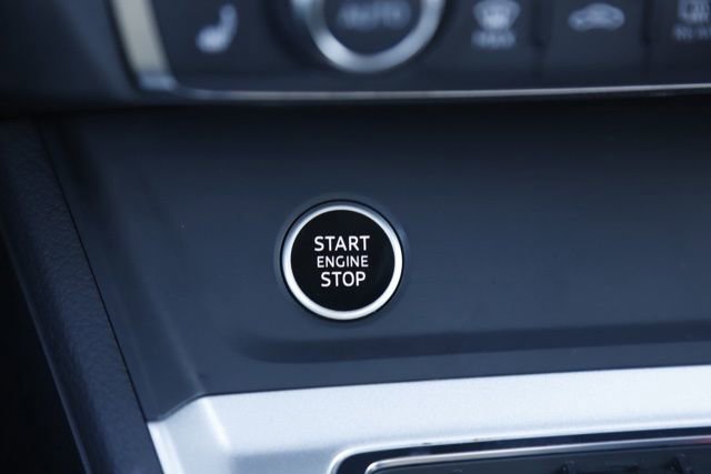 Used 2025 Audi Q3 2.0T Premium image 24