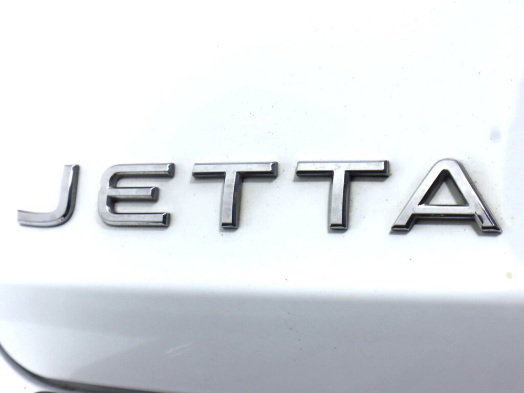 Used 2023 Volkswagen Jetta Sport image 31