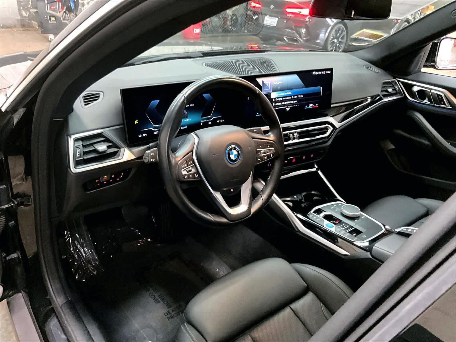 Used 2023 BMW i4 eDrive40 w/ Premium Package RWD image 18